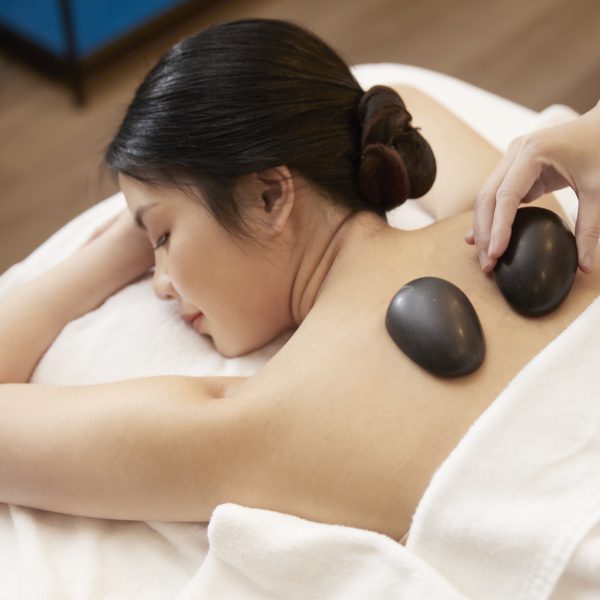 hot stone massage siam treasure spa bangkok 2